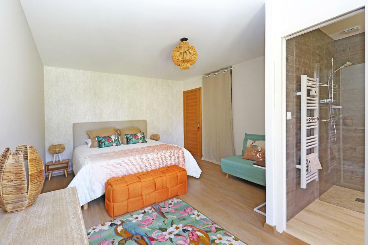 L Esprit Du Clain Chambres D Hotes Bandb De Standing Proches Du Futuroscope Golf Et Lac De St Cyr Naintre Exterior foto