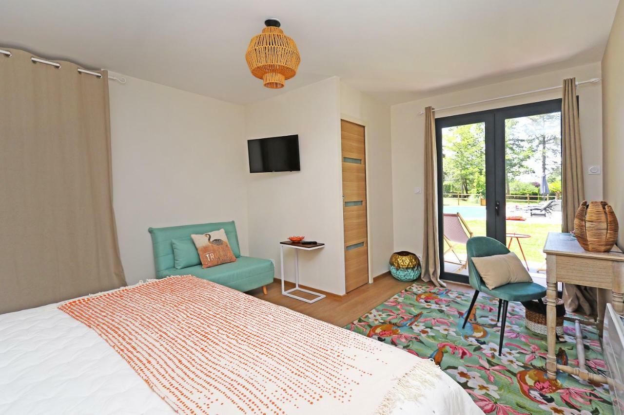 L Esprit Du Clain Chambres D Hotes Bandb De Standing Proches Du Futuroscope Golf Et Lac De St Cyr Naintre Exterior foto